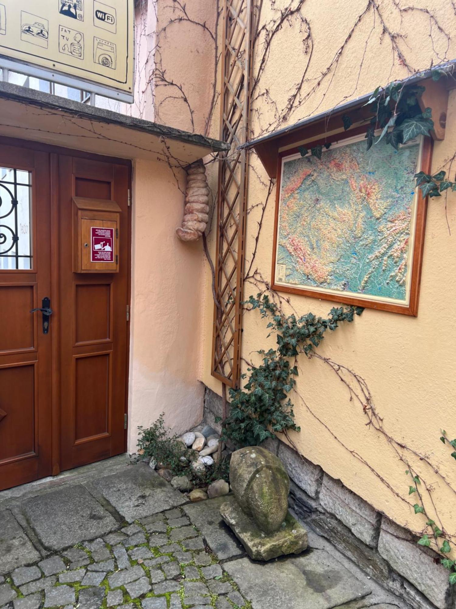 Hostel Postel Cesky Krumlov Bagian luar foto