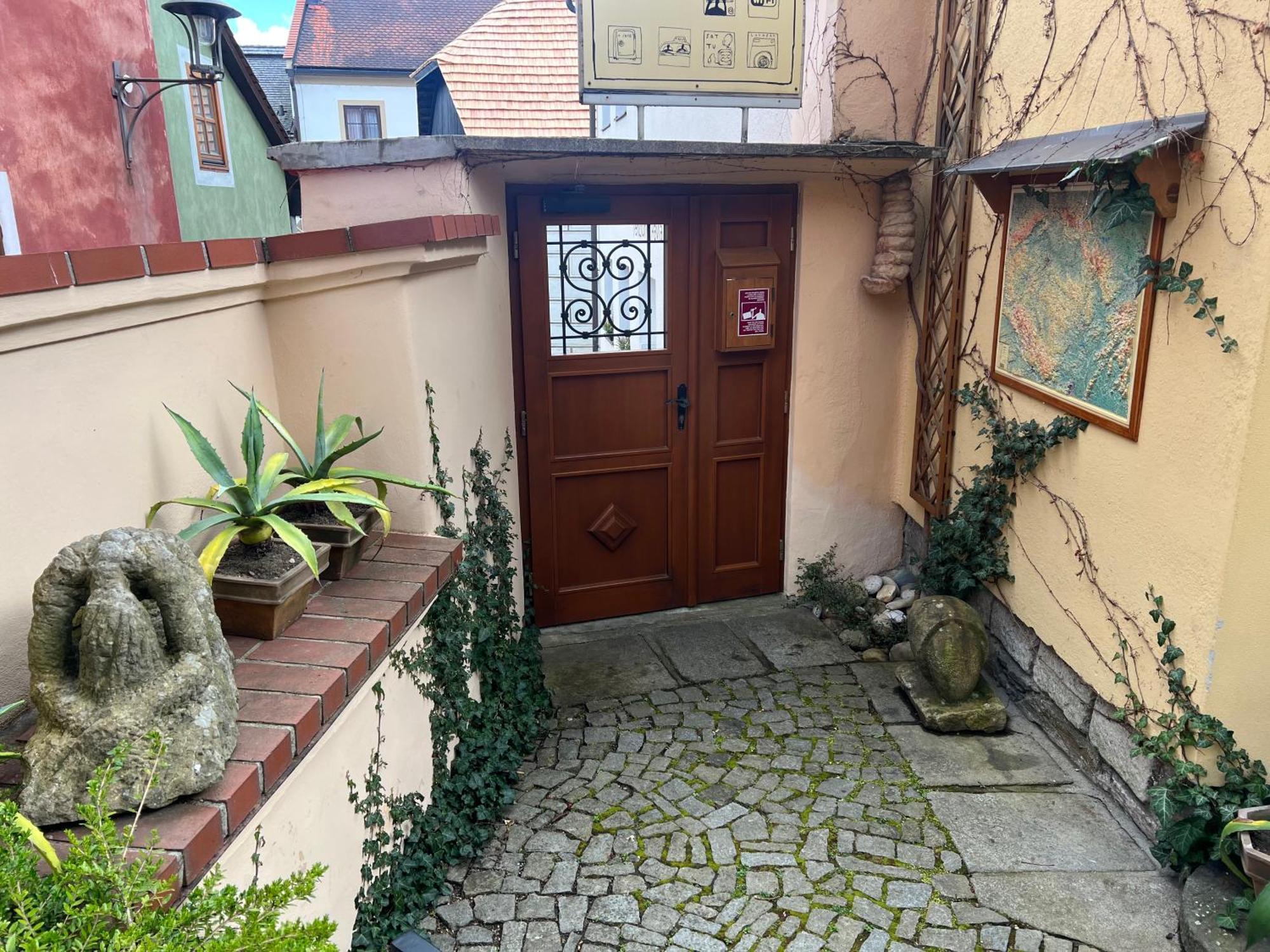 Hostel Postel Cesky Krumlov Bagian luar foto