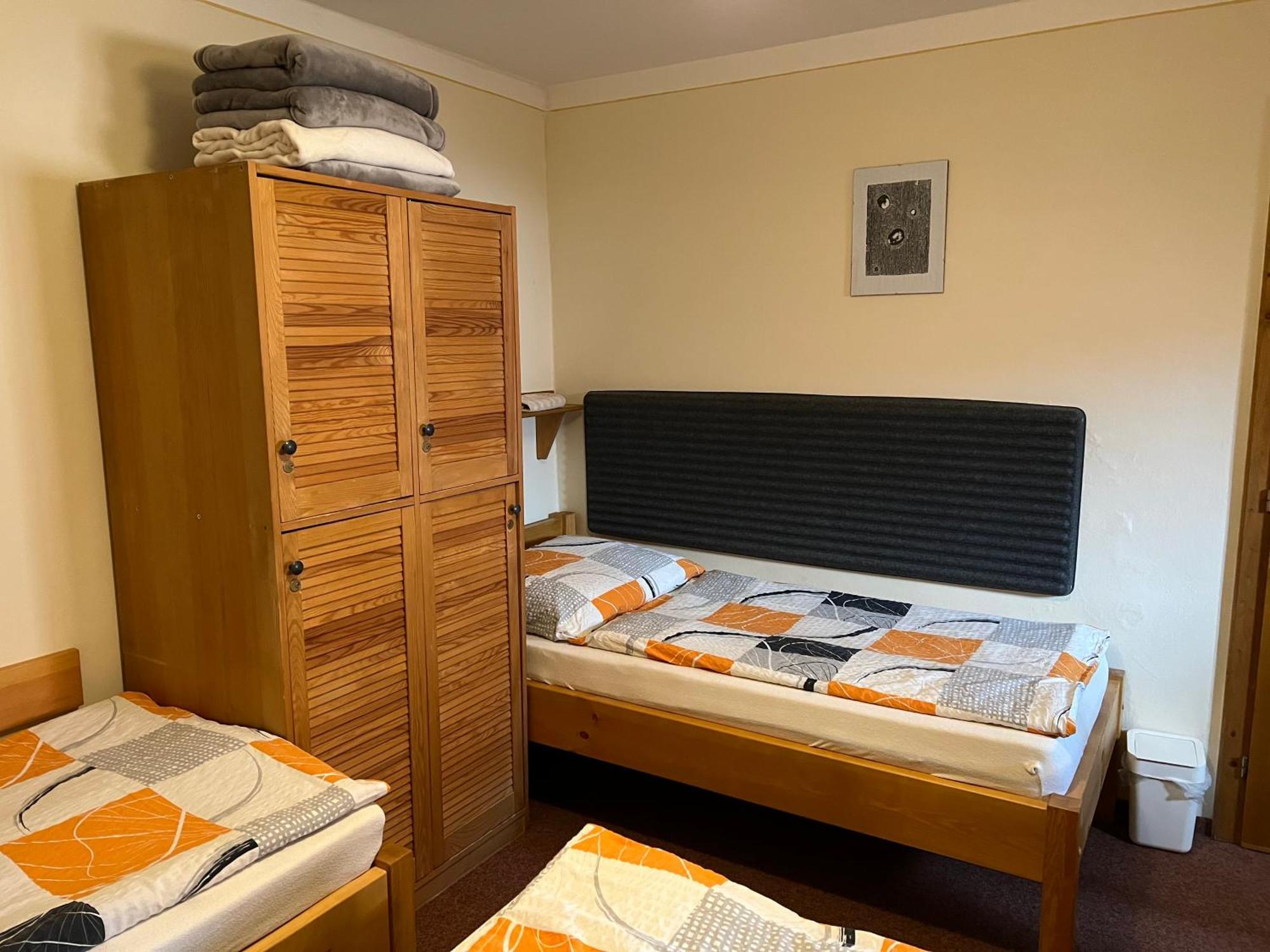 Hostel Postel Cesky Krumlov Bagian luar foto
