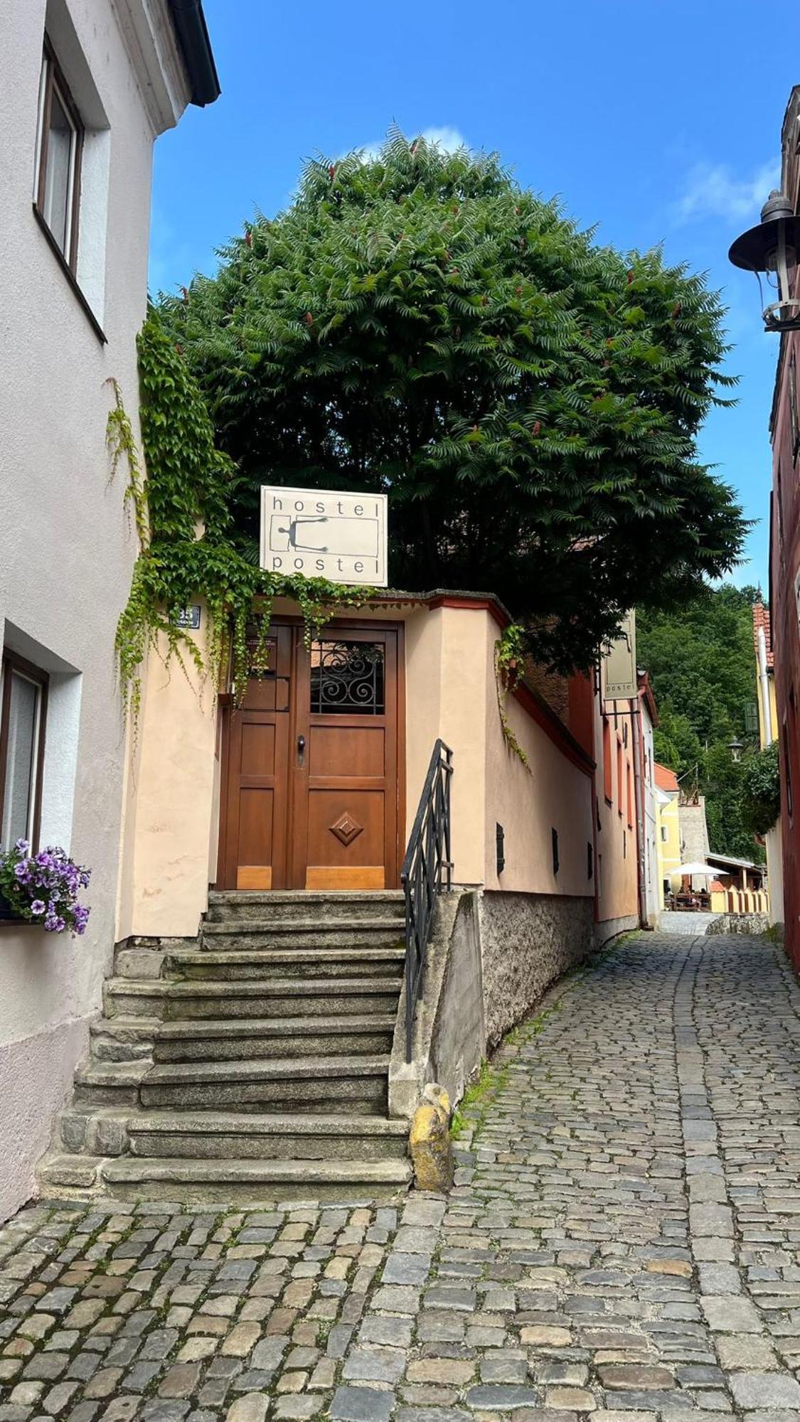 Hostel Postel Cesky Krumlov Bagian luar foto
