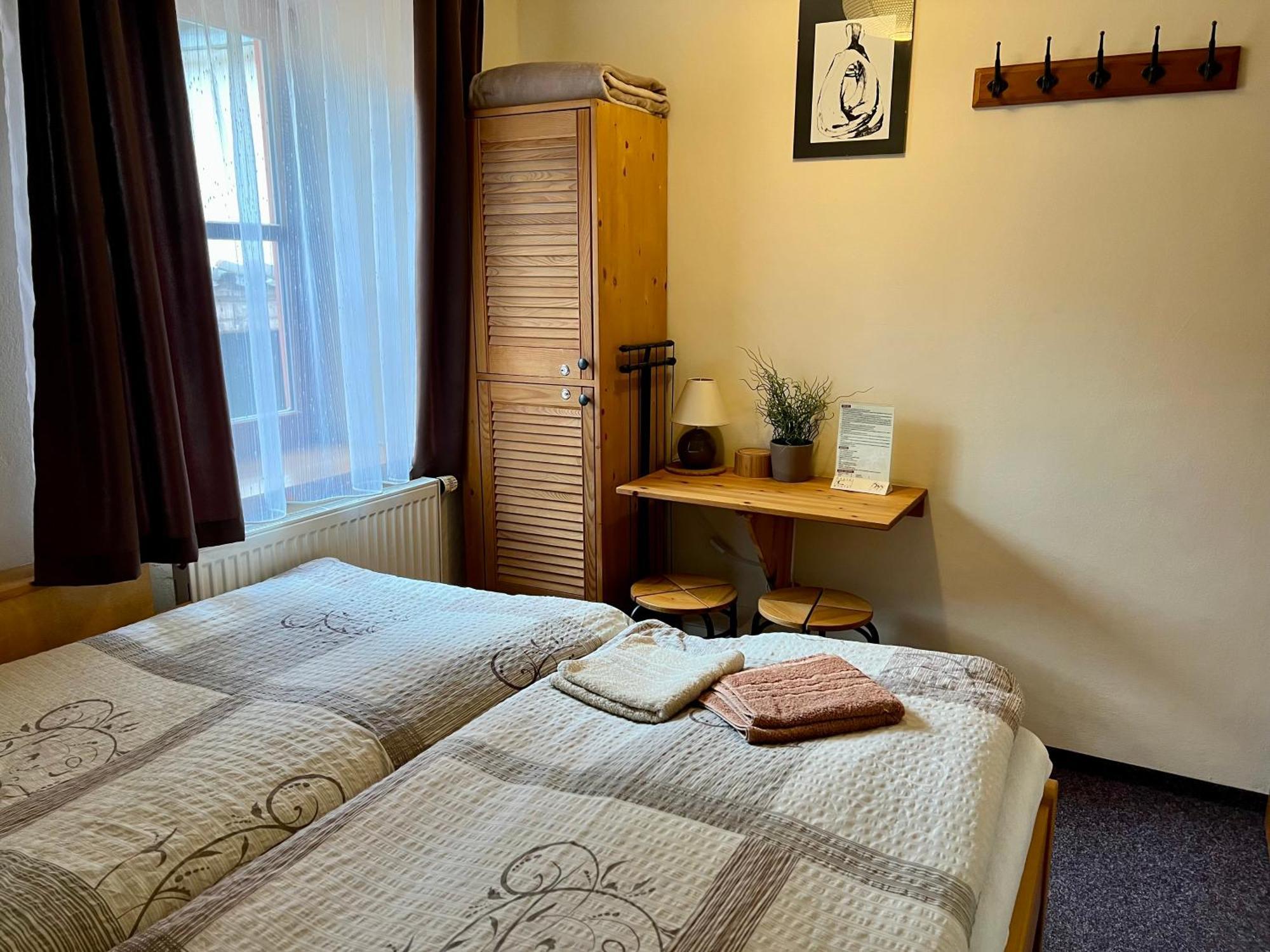 Hostel Postel Cesky Krumlov Bagian luar foto